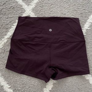 Lululemon short colour merlot size 6